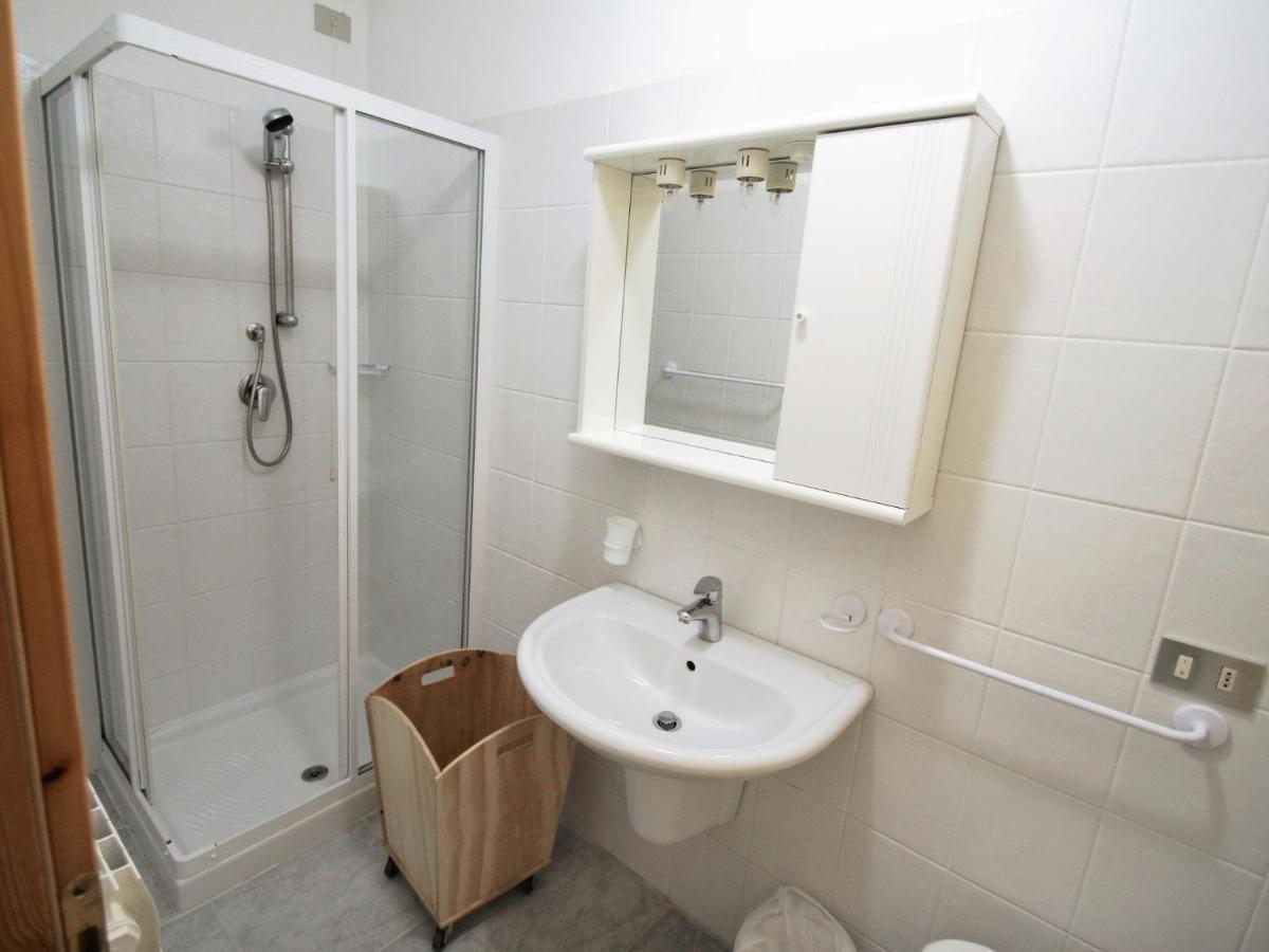 Apartment Lembondel-4 By Interhome Tiarno di Sotto Kültér fotó